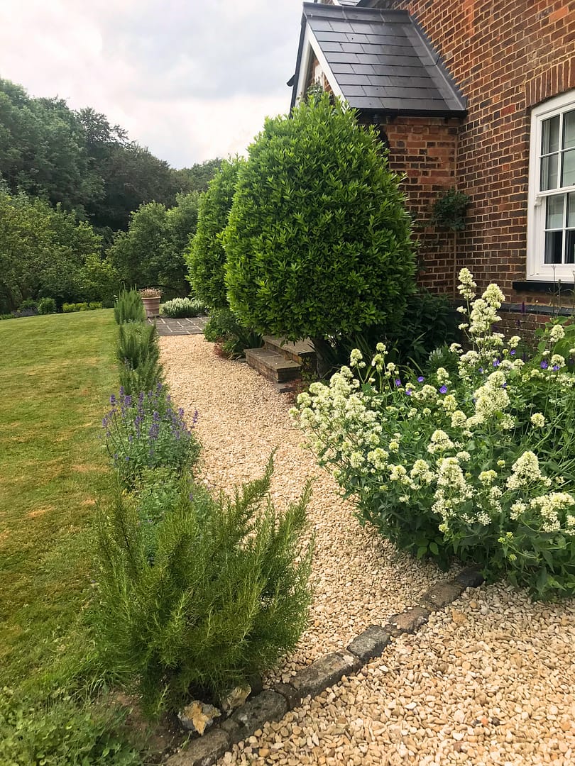 Ways To Refresh Your Front Of House The Oxfordshire Gardener