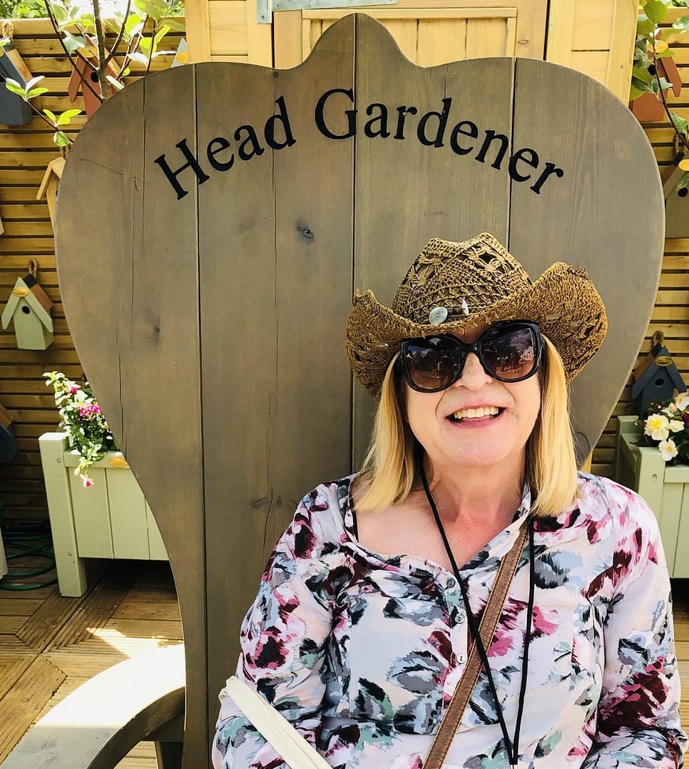 Pat Havers Waterperry Gardens